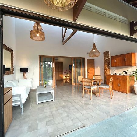 Boutique Villa Jogja Senang Джокьякарта Экстерьер фото